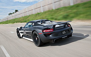 Прототип Porsche 918 Spyder (2012)